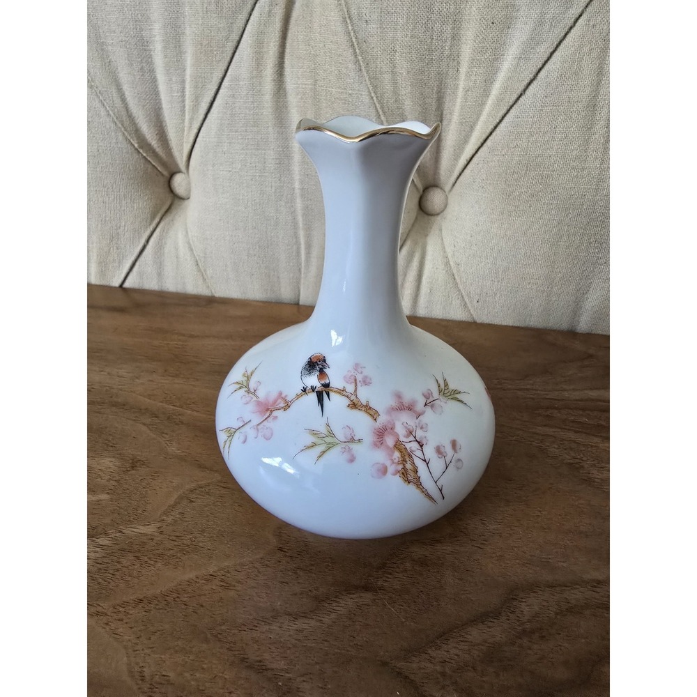 Vintage Chinese porcelain bird & floral bud vase 5.9"